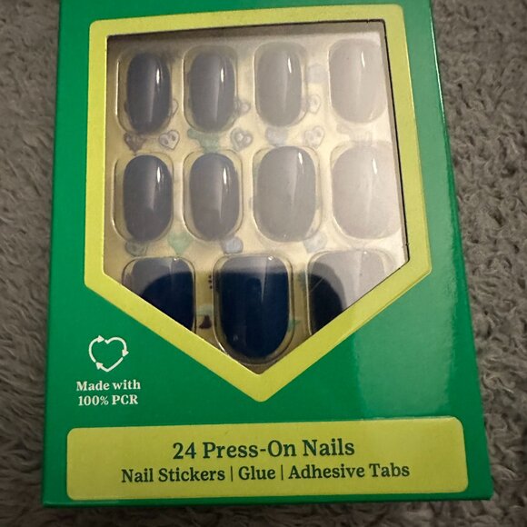 Hard Candy and Girl Scouts Press on nails medium round Blue new - Picture 2 of 5